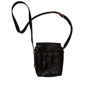 Preswick & Moore Buttery Soft Black Leather Crossbody Bag Purse With Gold Accent